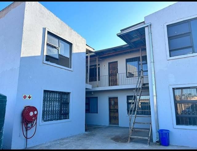 20 BEDROOM APARTMENT FOR SALE IN RONDEBULT